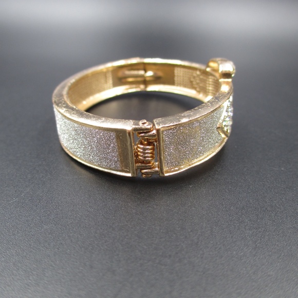 Vintage Cute Crystal Belt Buckle Bracelet - Picture 3 of 8